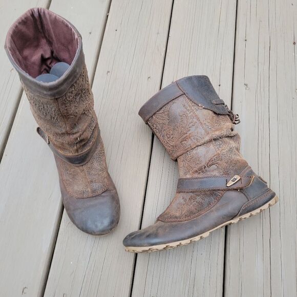 Merrell Haven Embossed Floral Paisley Brown Oiled Leather Mid Calf Boots 7 - Picture 1 of 8